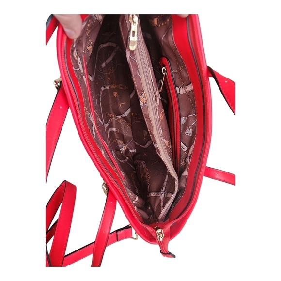 Red & White Striped Canvas Beach Tote Gold Chain Crossbody - Picture 8 of 12